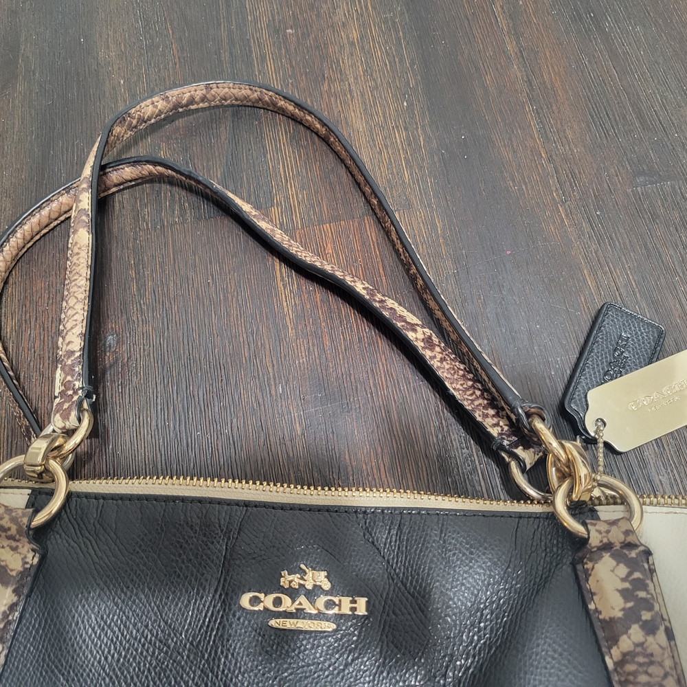 Coach Black and Cream Shoulder Bag with Snakeskin Accents - Picture 8 of 10